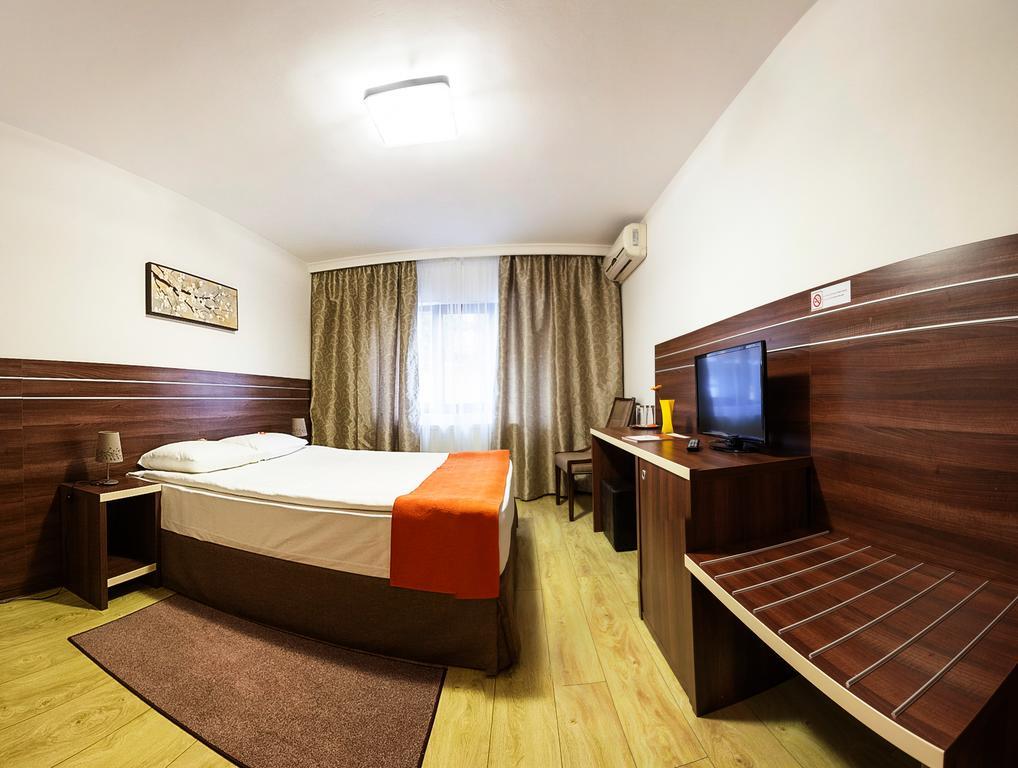Hotel Citadella Bucarest Extérieur photo